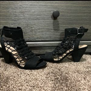 Vince Camuto Sandals Size Size 5.5